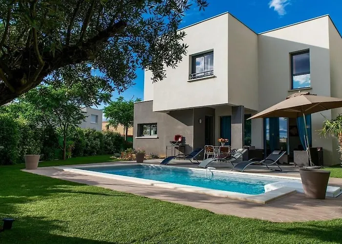 Villa Des Arts, 100 Meters From The Sea, Swimming Pool, Wifi, Air Conditioning And 6 Bikes Sete